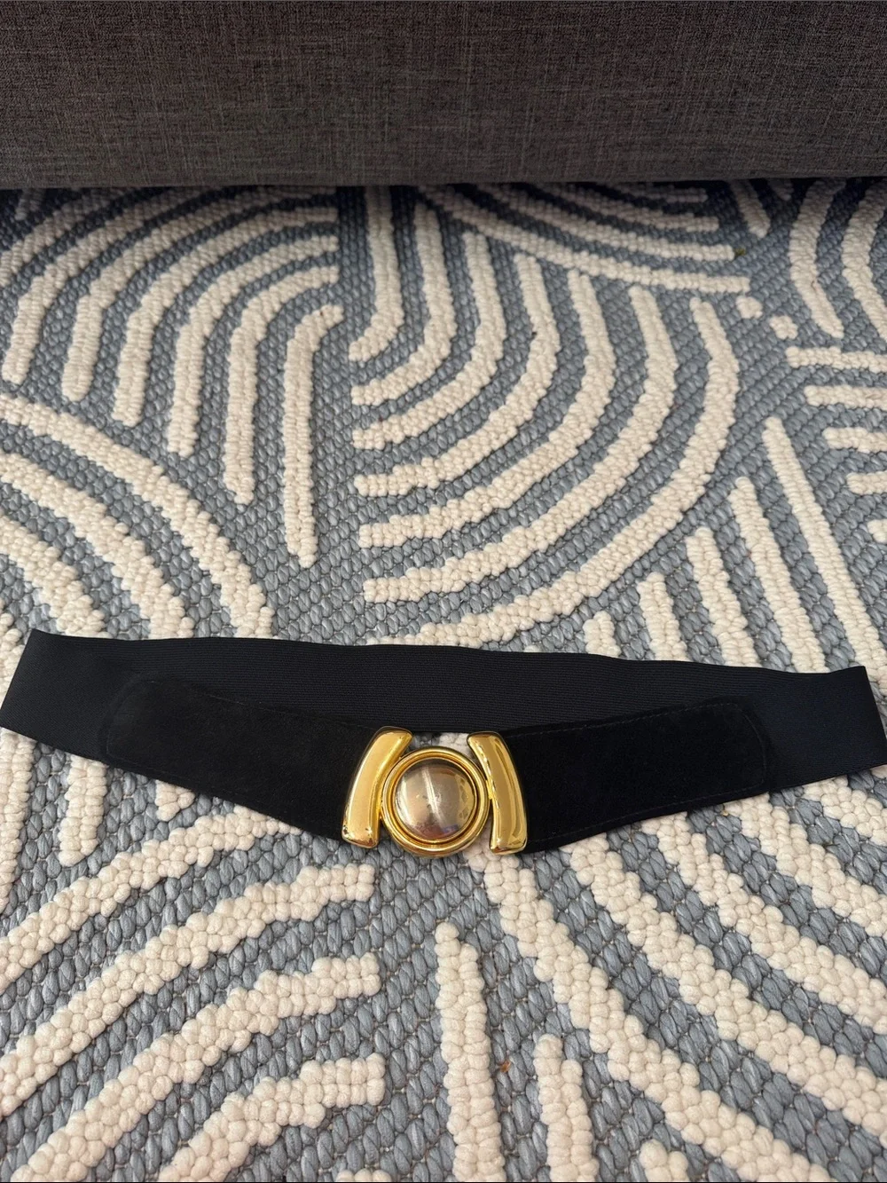 Vintage 1980s Leather Suede Stretch Belt Gold Tone Statement Buckle M/L